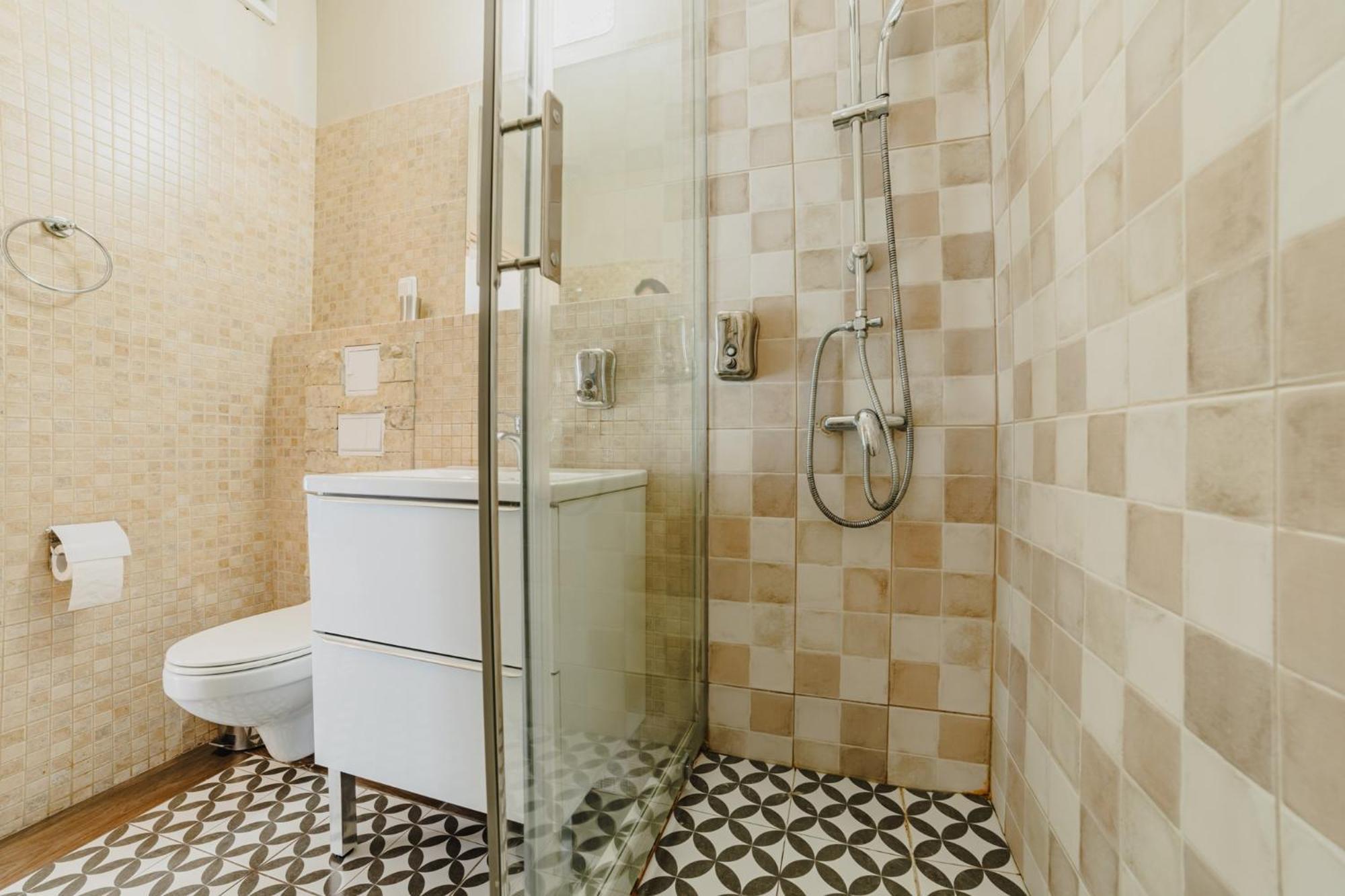 Romantic Jacuzzi Belleview Studio Sinaia Bagian luar foto